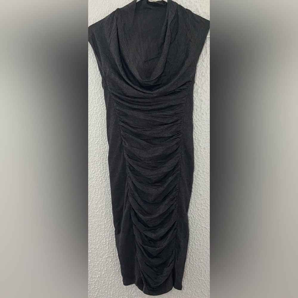 Chic Black Ruched Midi Pencil Skirt